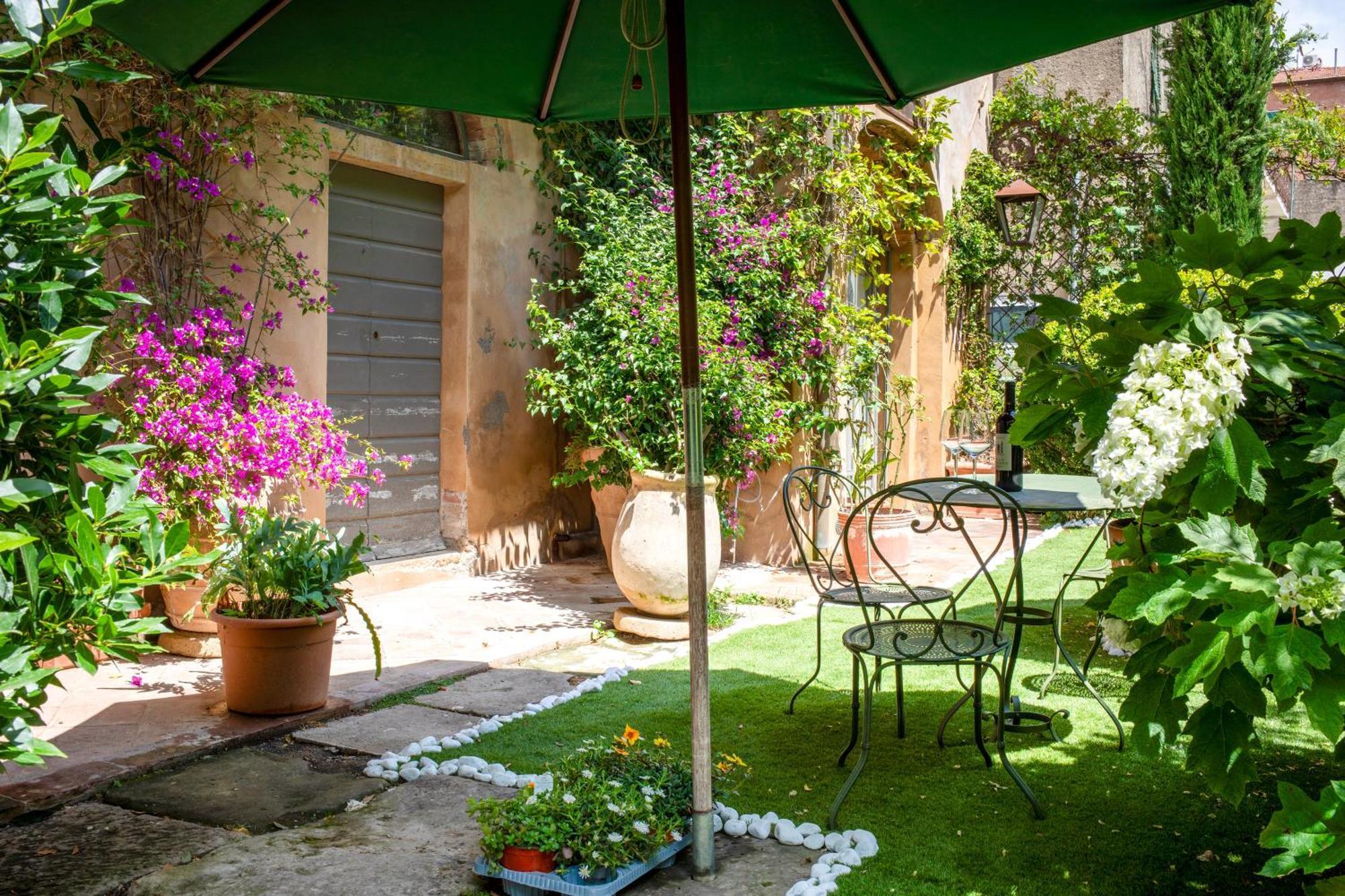 ביבונה La Locanda Di Villa Toscana מראה חיצוני תמונה